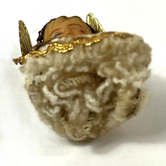 Vintage Yarn Angel Ornament Handmade Felt Wings Gold Trim 2" Christmas Decor - Picture 6 of 7